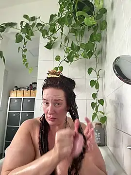 Engel mia online show from April 18, 2026, 10:30 am