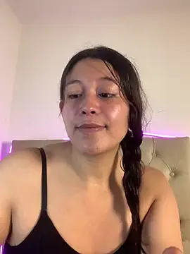 Snapshot of mariana_21x chatting on March 8, 2025, 12:52 pm mariana 21x online show from March 8, 2025, 12:52 pm