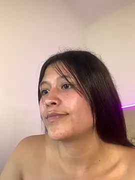 Snapshot of mariana_21x chatting on March 10, 2025, 7:07 pm mariana 21x online show from March 10, 2025, 7:07 pm