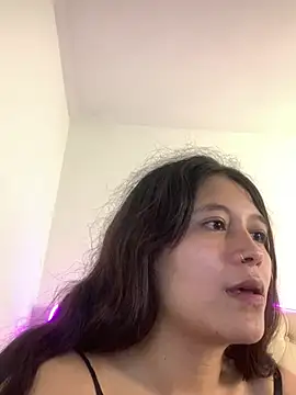 Snapshot of mariana_21x chatting on March 18, 2025, 7:53 pm mariana 21x online show from March 18, 2025, 7:53 pm