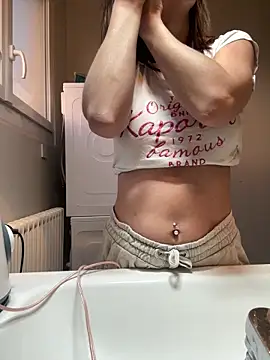 vera jim online show from April 15, 2026, 5:03 am