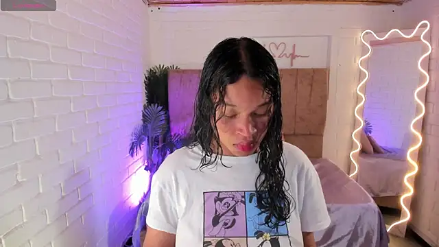 penelope tay1 online show from November 9, 2025, 3:05 am