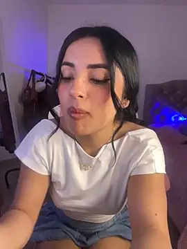 Emily-14 online show from September 22, 2025, 1:18 am