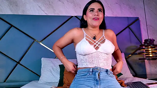 Snapshot of giorgia_13 chatting on September 21, 2025, 3:30 am giorgia 13 online show from September 21, 2025, 3:30 am