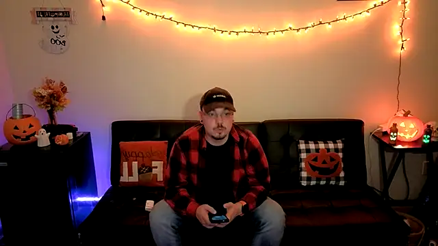 cmichaelxxx online show from October 13, 2025, 10:54 pm