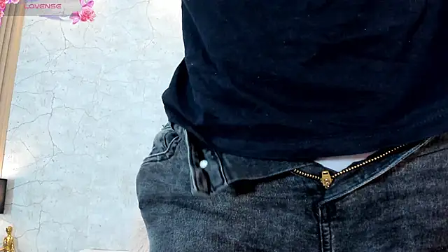 Freyaa   online show from January 18, 2025, 3:31 am