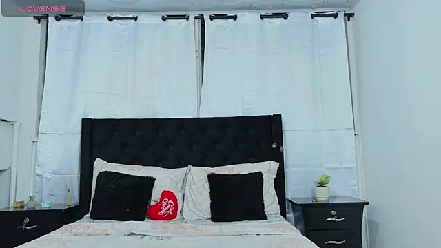 Beautifulkattia online show from September 25, 2025, 12:14 am