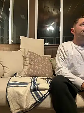 longcurved212121 online show from November 6, 2025, 2:56 am