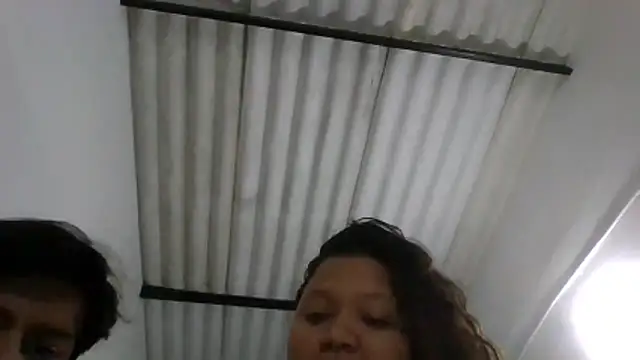 Snapshot of samy_riverss chatting on February 9, 2026, 3:54 am samy riverss online show from February 9, 2026, 3:54 am