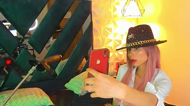 Snapshot of Summer_Rosee chatting on February 26, 2025, 6:00 pm Summer Rosee online show from February 26, 2025, 6:00 pm