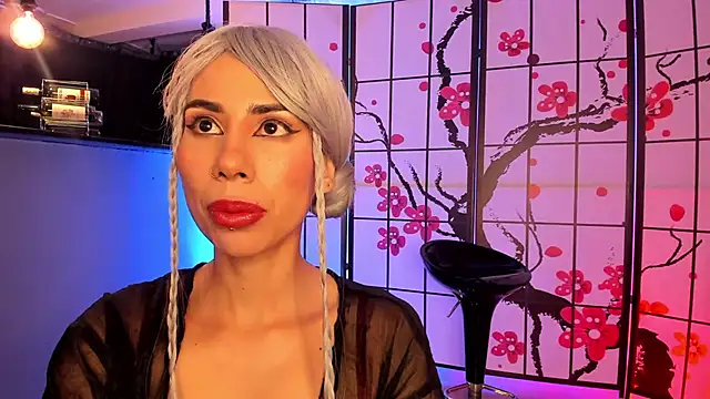 Snapshot of Summer_Rosee chatting on March 22, 2025, 1:08 pm Summer Rosee online show from March 22, 2025, 1:08 pm