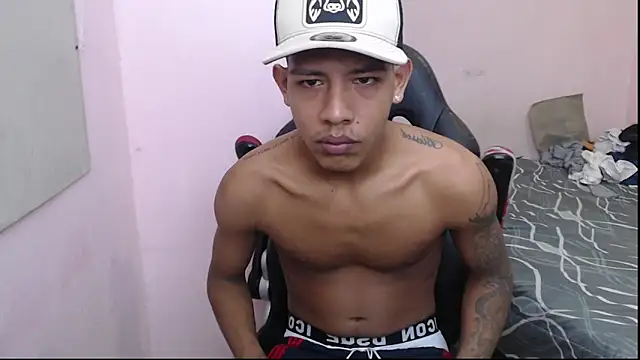 Snapshot of mr_stiven_ chatting on January 14, 2025, 3:01 am mr stiven online show from January 14, 2025, 3:01 am