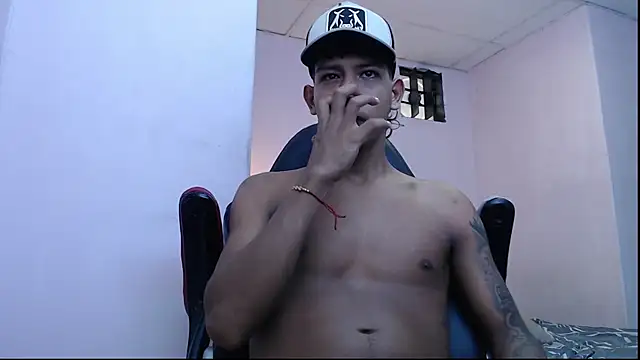 Snapshot of mr_stiven_ chatting on January 29, 2025, 7:57 am mr stiven online show from January 29, 2025, 7:57 am