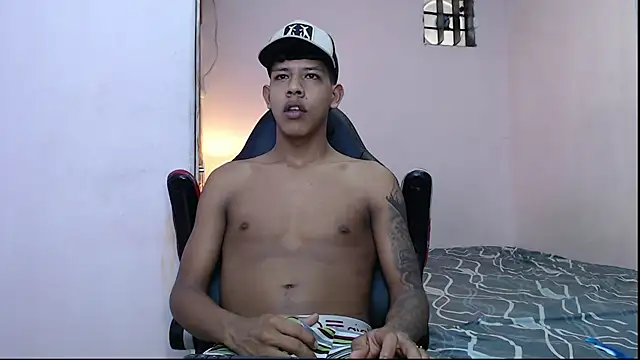 Snapshot of mr_stiven_ chatting on January 31, 2025, 6:24 am mr stiven online show from January 31, 2025, 6:24 am