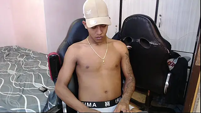 Snapshot of mr_stiven_ chatting on February 2, 2025, 9:19 am mr stiven online show from February 2, 2025, 9:19 am