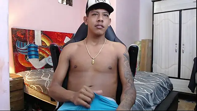 Snapshot of mr_stiven_ chatting on February 5, 2025, 5:52 am mr stiven online show from February 5, 2025, 5:52 am