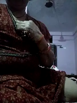 amitanita155 online show from April 6, 2026, 4:52 pm