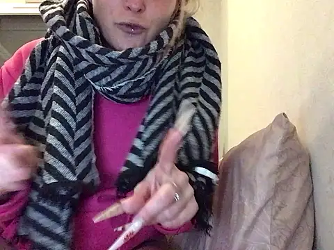 Cally-n online show from February 19, 2025, 4:33 pm