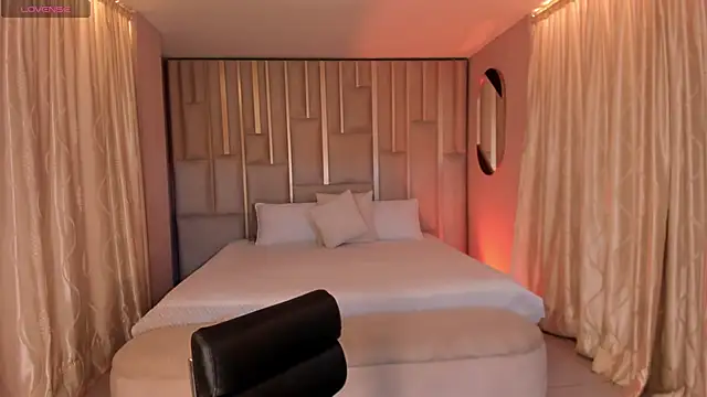 Snapshot of MiaFarrell_ chatting on January 16, 2026, 6:45 pm MiaFarrell online show from January 16, 2026, 6:45 pm