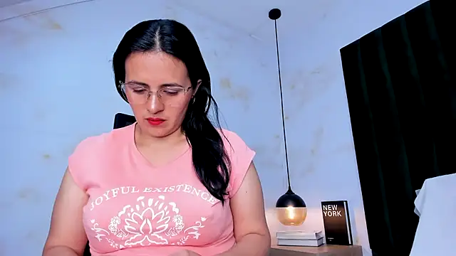 africa holmes online show from October 18, 2025, 2:03 am