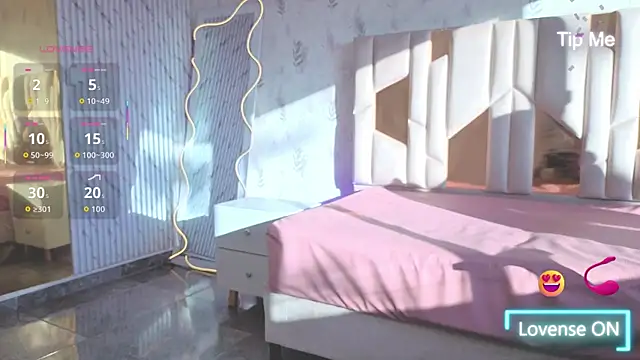 kittystart tay online show from September 9, 2025, 11:54 am