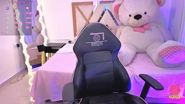 kittystart tay online show from September 30, 2025, 11:54 pm