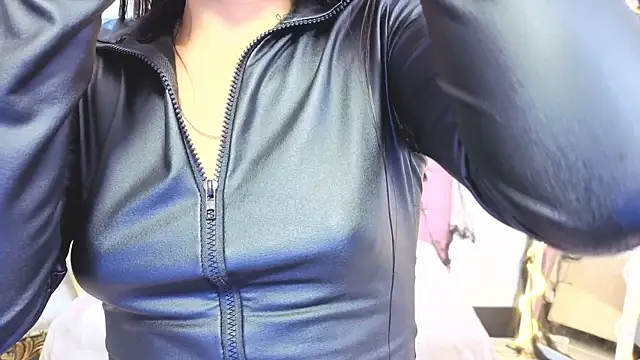 kittystart tay online show from October 18, 2025, 11:44 am