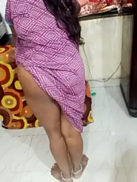  Hot-Couple online show from June 10, 2026, 6:34 am