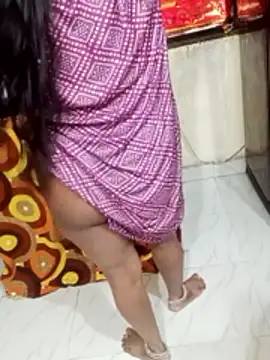  Hot-Couple online show from July 1, 2026, 5:20 am