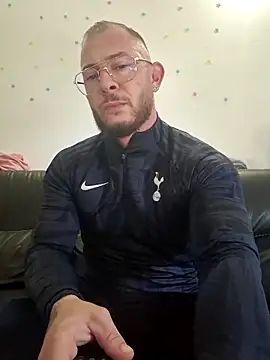 Snapshot of jourdinio13 chatting on November 16, 2025, 12:11 pm jourdinio13 online show from November 16, 2025, 12:11 pm