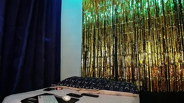 anais tgn online show from December 29, 2024, 8:15 pm