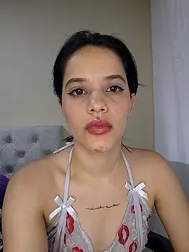 franchezkavegaaa online show from October 18, 2025, 12:28 pm