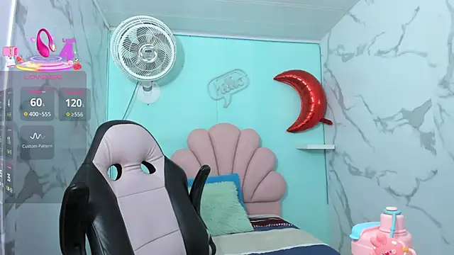 Snapshot of karime_sexygirl chatting on November 11, 2025, 10:59 am karime sexygirl online show from November 11, 2025, 10:59 am