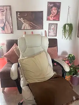 Adeellee  online show from November 23, 2025, 5:35 pm