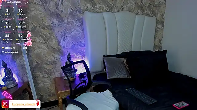 Snapshot of LucyanaSilva chatting on February 25, 2025, 7:58 pm LucyanaSilva online show from February 25, 2025, 7:58 pm