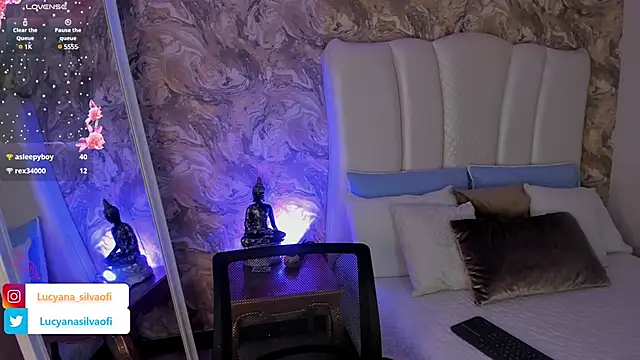 Snapshot of LucyanaSilva chatting on March 6, 2025, 8:59 pm LucyanaSilva online show from March 6, 2025, 8:59 pm