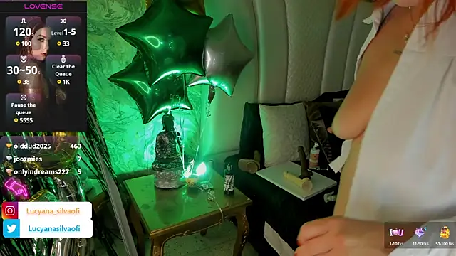 Snapshot of LucyanaSilva chatting on March 17, 2025, 8:51 pm LucyanaSilva online show from March 17, 2025, 8:51 pm