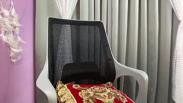 fairyC for u online show from October 18, 2025, 8:48 am