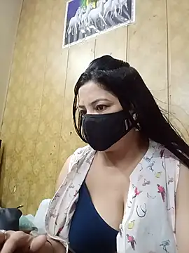 Snapshot of hornycoupleJandS chatting on June 15, 2026, 11:07 pm hornycoupleJandS online show from June 15, 2026, 11:07 pm