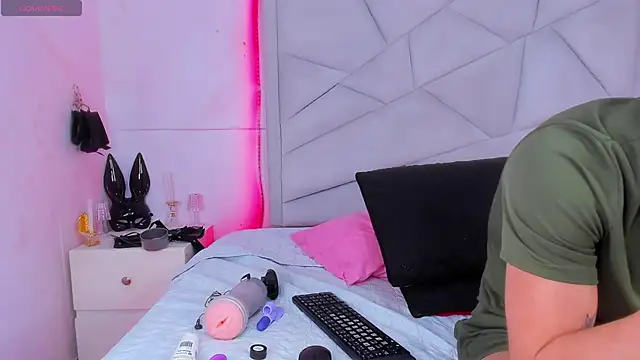 Snapshot of JACK_BLOSSOM_ chatting on December 30, 2024, 7:32 pm JACK BLOSSOM online show from December 30, 2024, 7:32 pm