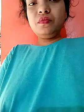 Snapshot of sunita-doll chatting on October 12, 2025, 3:27 am sunita-doll online show from October 12, 2025, 3:27 am