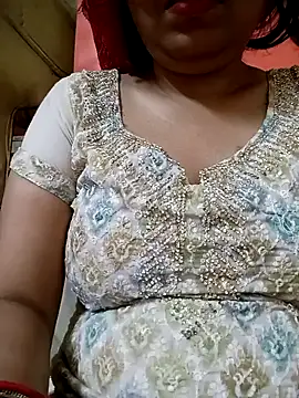 Snapshot of sunita-doll chatting on March 10, 2026, 1:43 am sunita-doll online show from March 10, 2026, 1:43 am