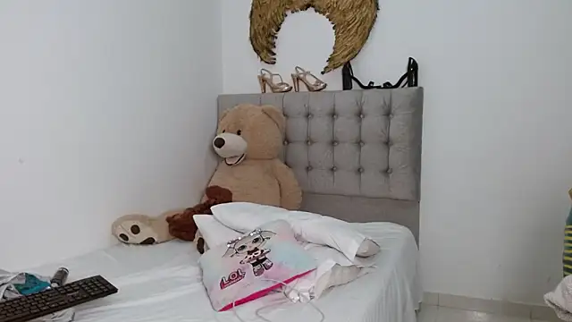 Snapshot of Sexy_Lia_ chatting on October 8, 2025, 1:47 am Sexy Lia online show from October 8, 2025, 1:47 am