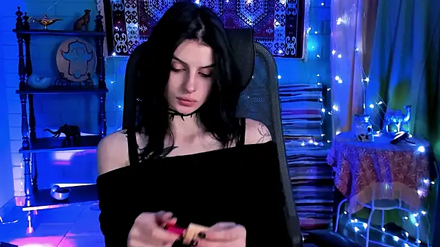 Snapshot of JadeCastle_ chatting on February 14, 2026, 4:15 pm JadeCastle online show from February 14, 2026, 4:15 pm