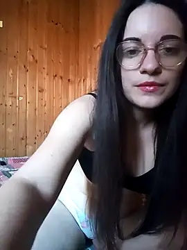 Snapshot of Eleni_Pappa chatting on March 9, 2025, 3:49 pm Eleni Pappa online show from March 9, 2025, 3:49 pm