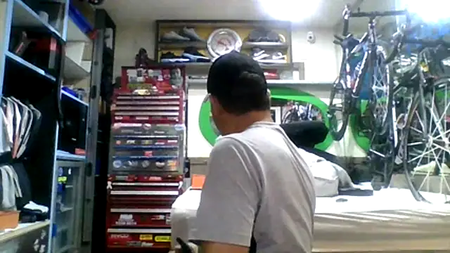 kinkycdslutsv online show from April 18, 2026, 9:57 am