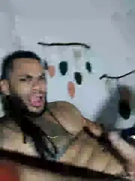 Snapshot of smith2024xxx23cm chatting on February 16, 2025, 3:15 am smith2024xxx23cm online show from February 16, 2025, 3:15 am