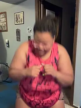 Snapshot of InterRacialFacial7296 chatting on May 12, 2026, 10:23 am InterRacialFacial7296 online show from May 12, 2026, 10:23 am