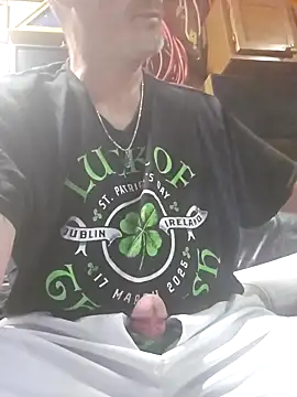 tileguyyy online show from September 18, 2025, 4:36 am