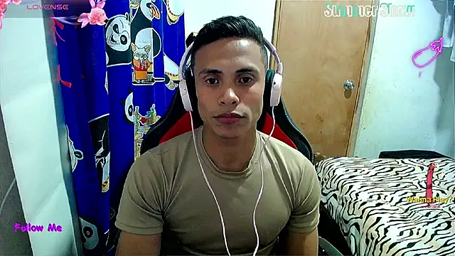 Willy Mate online show from December 28, 2024, 4:51 am